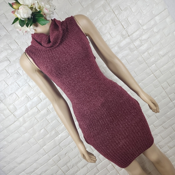 windsor small maroon knit cowl neck dress - Picture 3 of 5